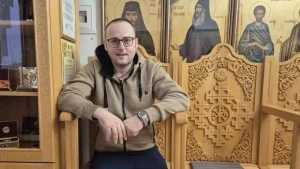 Tineri paralizați complet în urma unor accidente învată să meargă din nou, la Spitalul de Recuperare Medicală ”Sfântul Sava cel Sfințit”