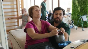 Recuperare dupa Operatie si Pierderea Mersului